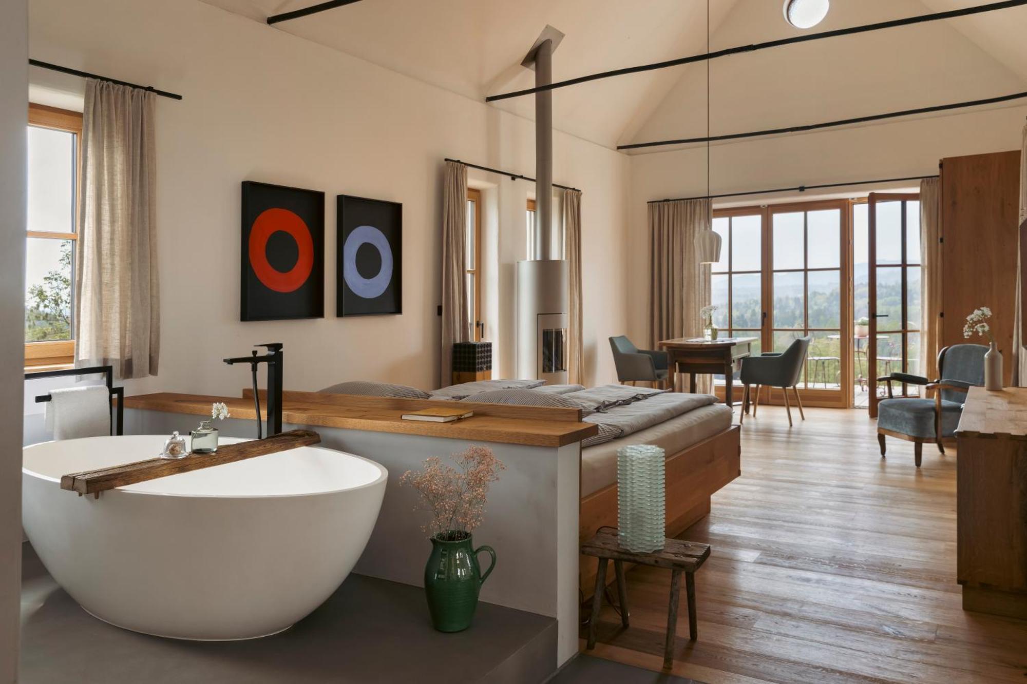 Am Wildbachberg - Luxus Ferienhaeuser Mit Infinitypool, Privatsauna Und Weinkeller Deutschlandsberg Exterior photo
